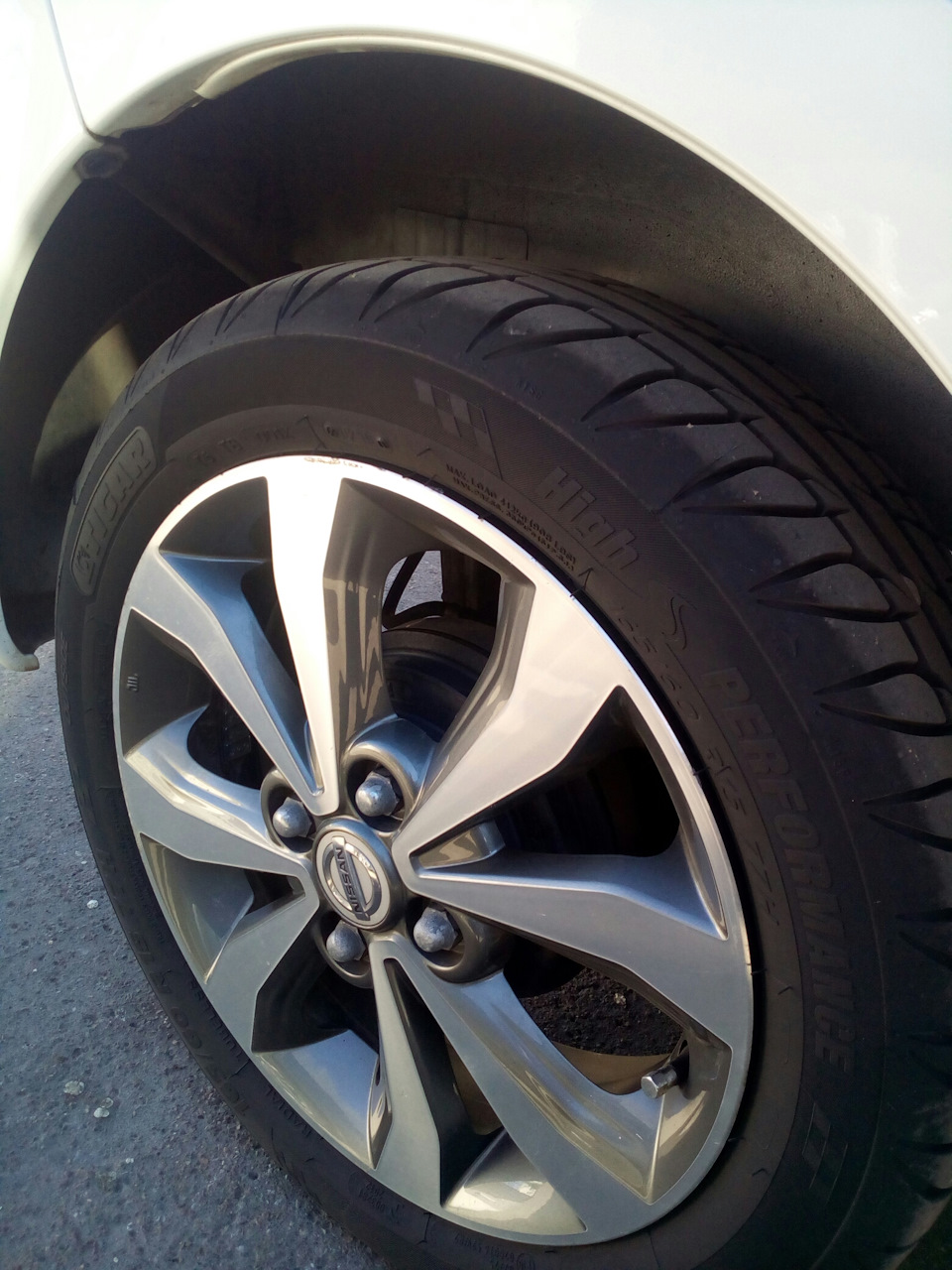 Резина Tigar High Performance 165/60 R 15 — Nissan Dayz (1G), 0,7 л, 2014  года | шины | DRIVE2