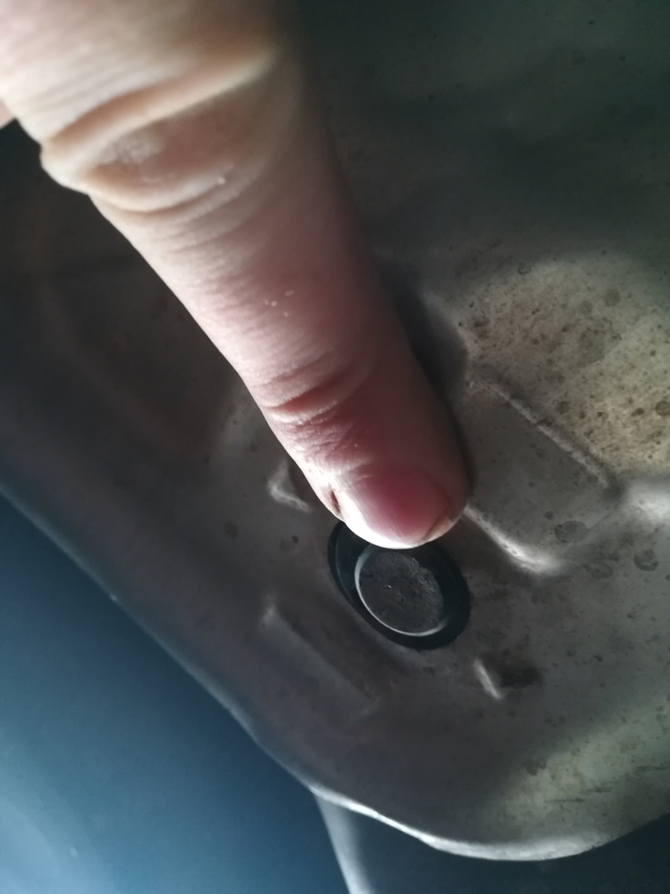 Чем крепится тепловая защита аккорд 8 — Honda Accord (8G), 2,4 л, 2010 ...