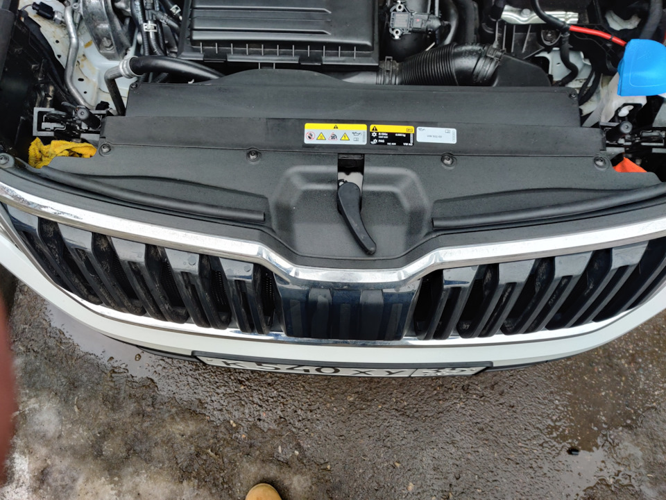 11. Уплотнение капота. — Skoda Kodiaq, 1,4 л, 2020 года | своими руками ...