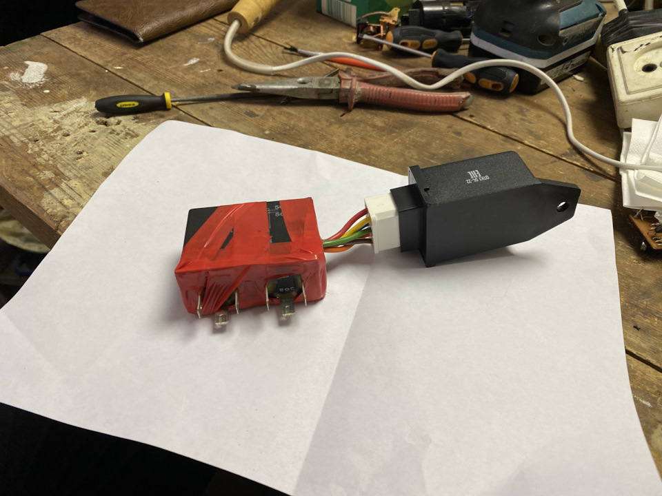 Самопальное световое реле — Saab 9000, 2,3 л, 1996 года | своими руками ...