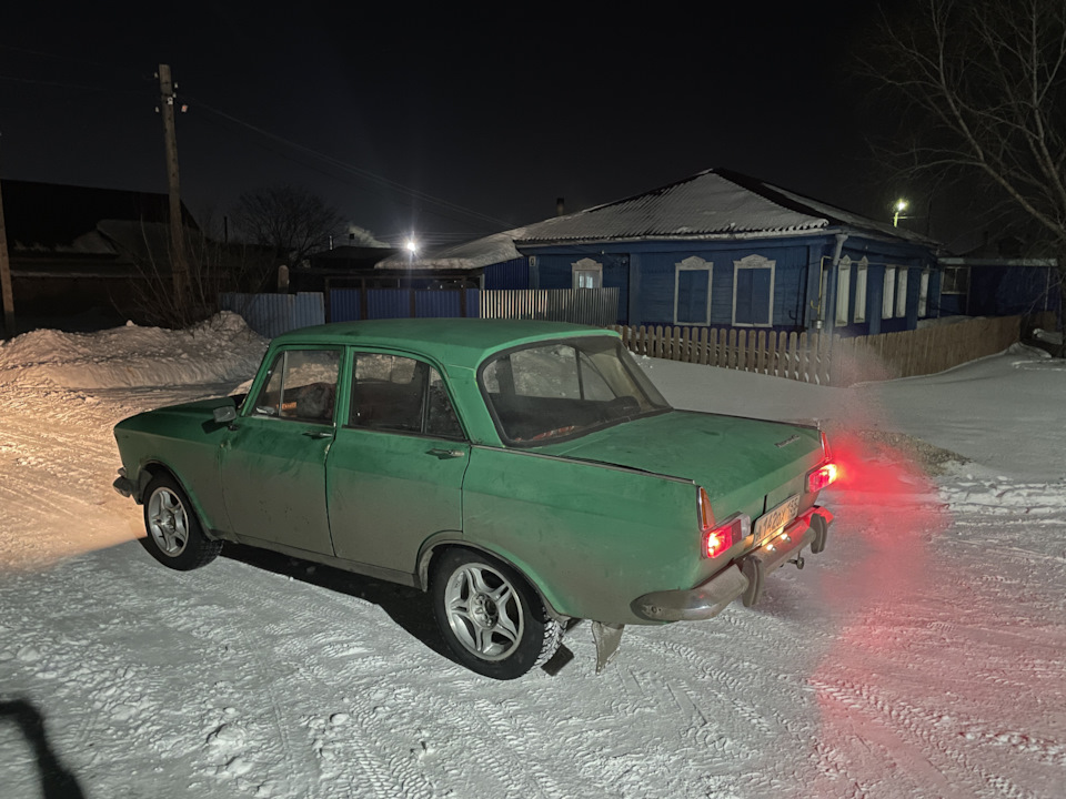 Колеса установлены — ИЖ Москвич 412, 1,5 л, 1979 года | колёсные диски ...