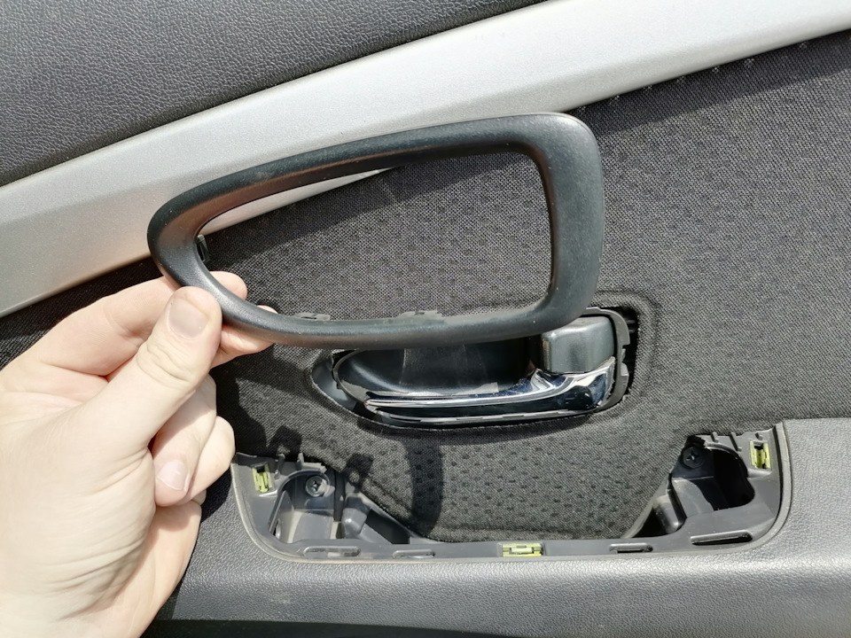 Замена стекла, дверных упоров и дворников. — Nissan Almera V (G11/15 ...