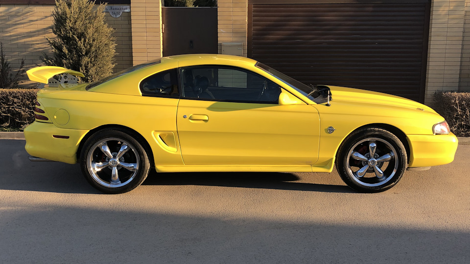 Ford Mustang Drive2