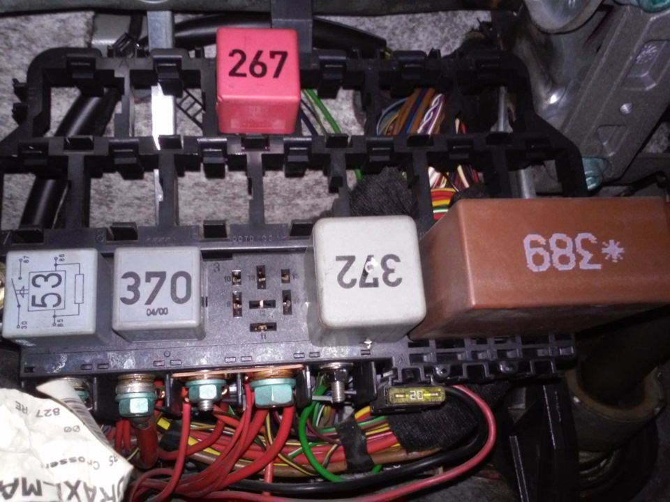 При запуске двс и включении компресора кондиционера глохнет ...