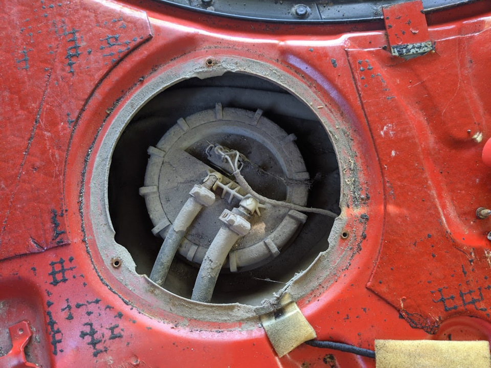 Ремонт датчика уровня топлива 1.9 TD — Volkswagen Golf Variant (Mk3), 1 ...