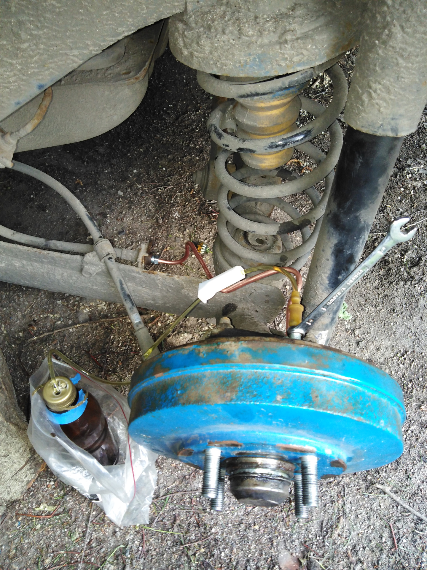 Греется задний левый барабан #2 — KIA Rio (1G), 1,6 л, 2002 года ...