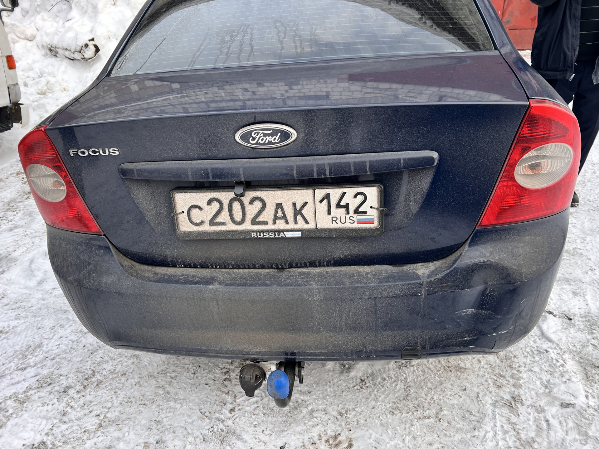 Первое ДТП😔 — Ford Focus II Sedan, 1,6 л, 2011 года | ДТП | DRIVE2