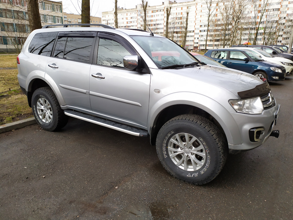 Pajero Sport 2012. Mitsubishi Pajero Sport 2012. Митсубиши Паджеро спорт 2012. Mitsubishi Pajero Sport 2014.