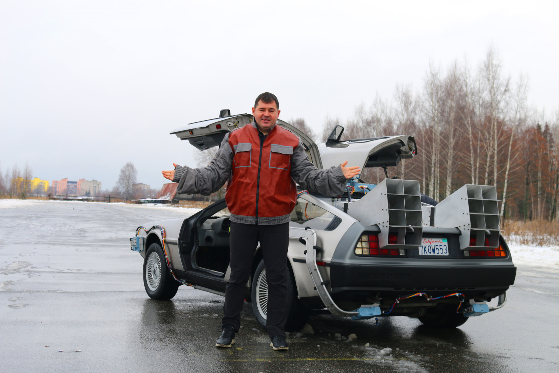 Назад в будущее! DeLorean DMC12 — скоро в эфире! — DRIVE2