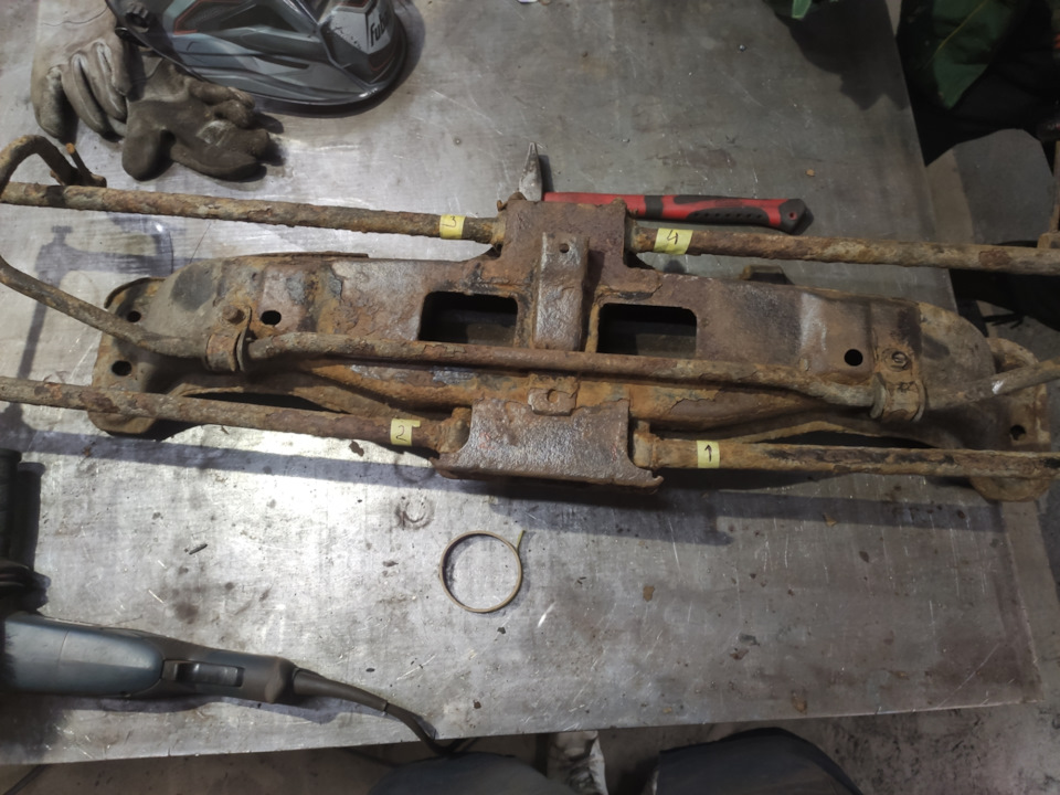 Работа движется куда-то. — Mazda 323 V, 1,5 л, 1996 года | запчасти ...