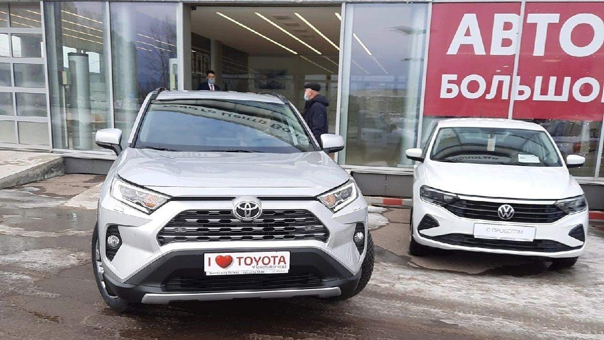 Toyota RAV4 (5G) 2.5 бензиновый 2022 | на DRIVE2