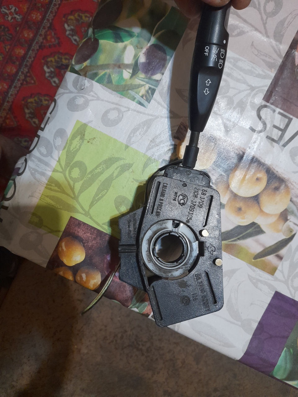 Как я стал (Витя збс) или подрулевые переключатели от део на классику ...