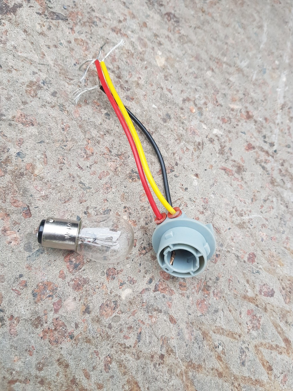 Задние ПТФ к Габаритам — KIA Rio (2G), 1,4 л, 2011 года | просто так ...