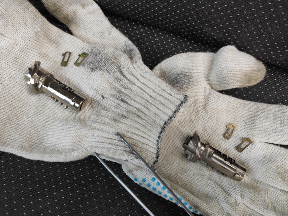 4AAAgJyx A 960 Как вставить личинку замка зажигания