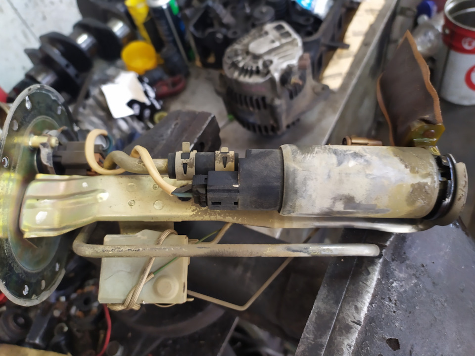 Станция и фильтр в грязном налете и печальные… — Toyota Estima (I)