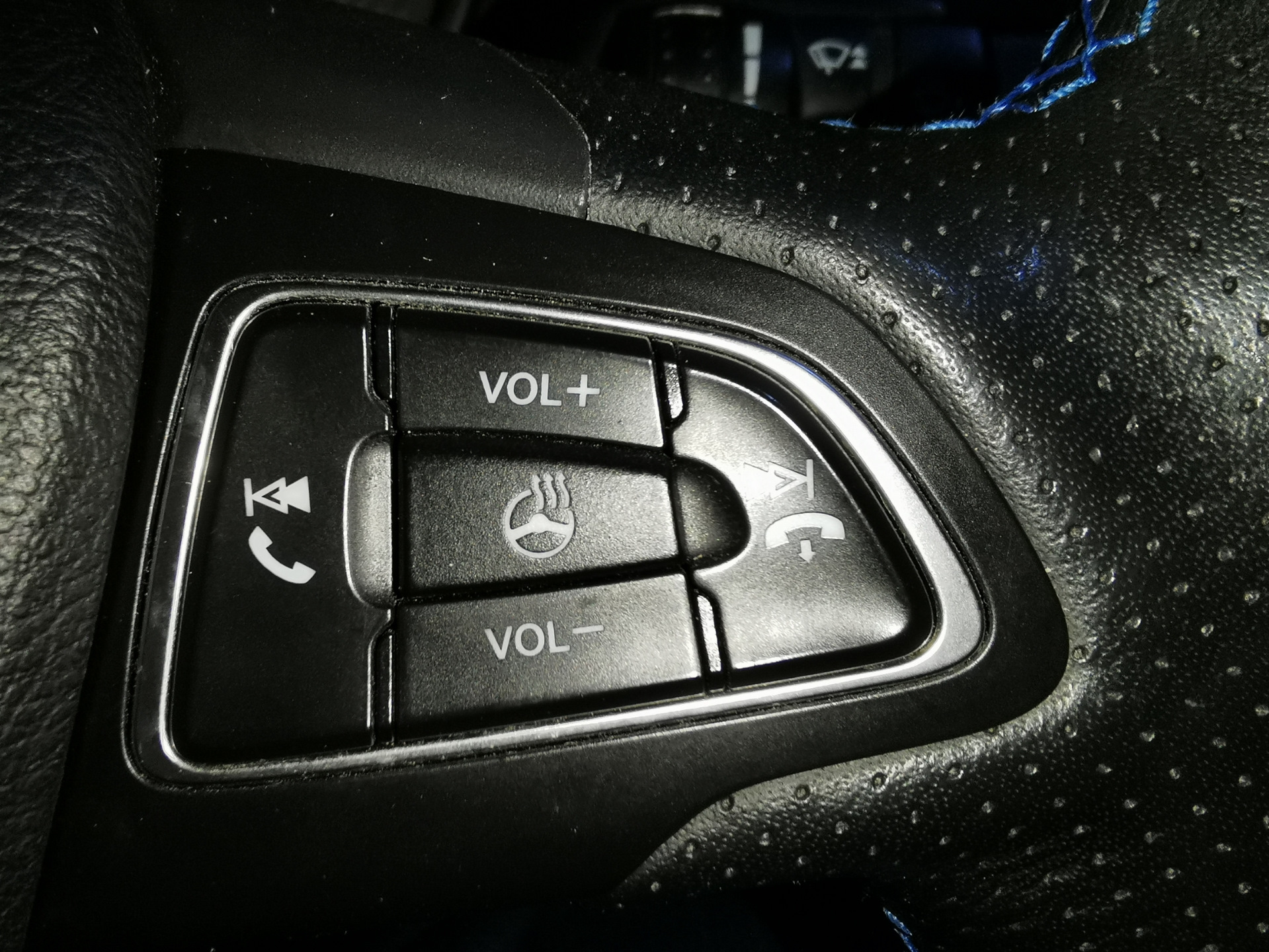 Руль форд фокус 3 RS рест — Ford Focus Hatchback II, 1,6 л, 2009 года ...