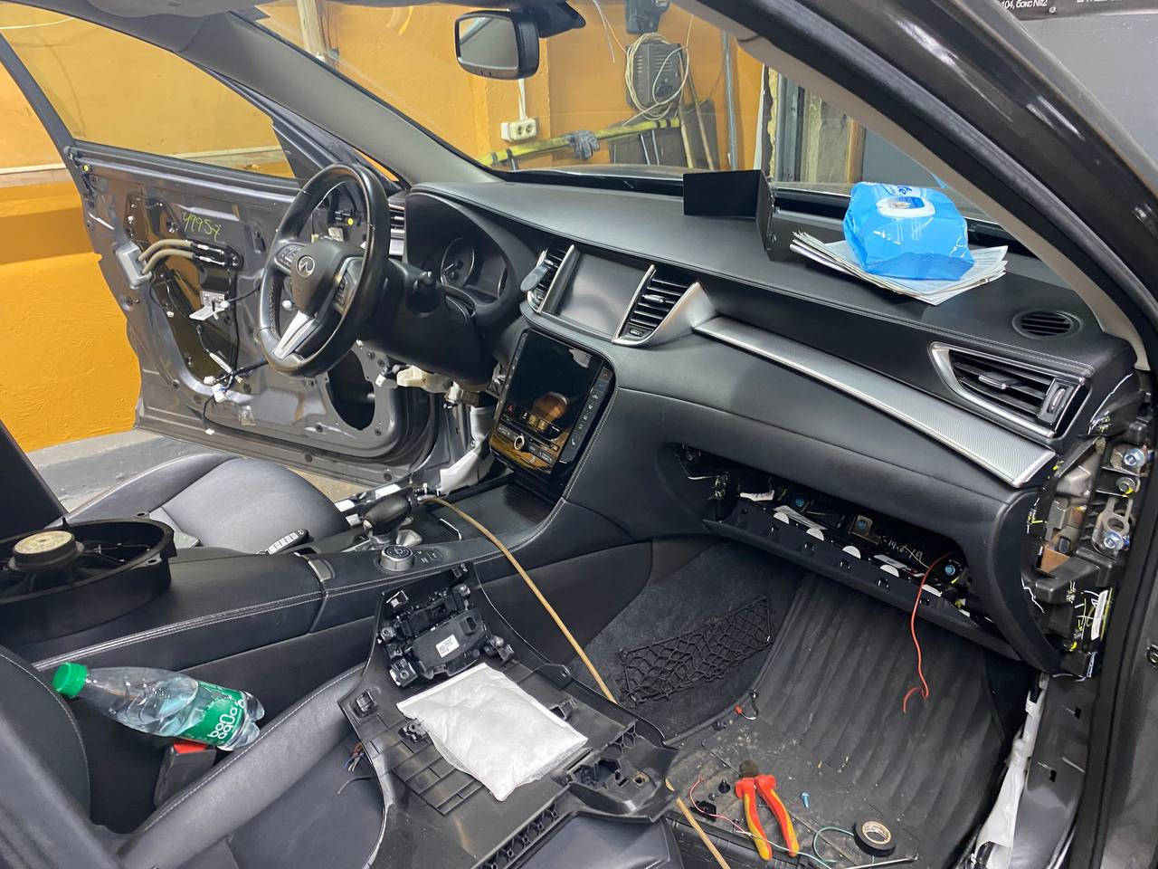 Обогрев боковых зеркал — Infiniti QX50 (2G), 2 л, 2019 года | тюнинг ...