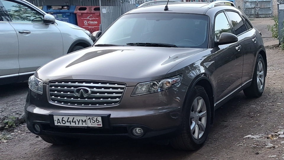 Infiniti FX 1g