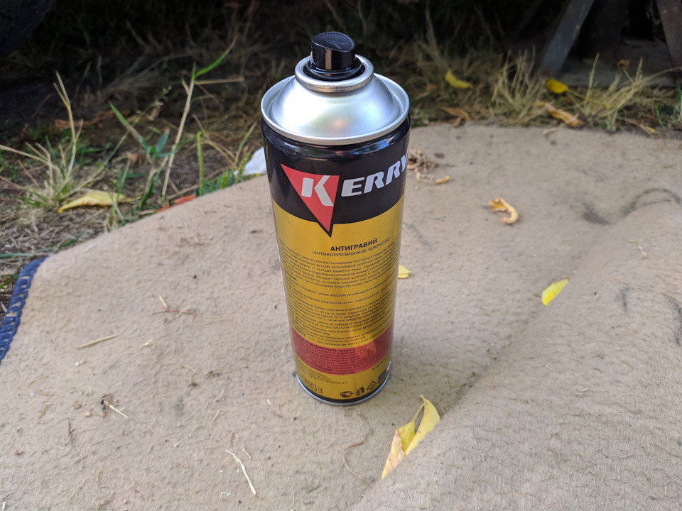 Такой использовал — не понравился, долго сохнет и очень тонкие слои, плюс нет нет да плюется — Toyota Prius (20)