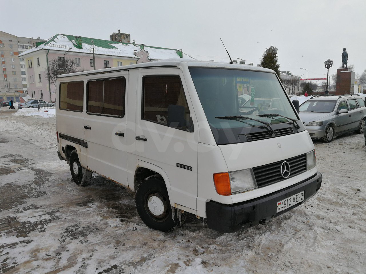 Мерседес 100. Mercedes-Benz mb100/mb140. Mercedes-Benz mb100 2.4 МТ. Mercedes mb100. Мерседес MB 100 2.4.