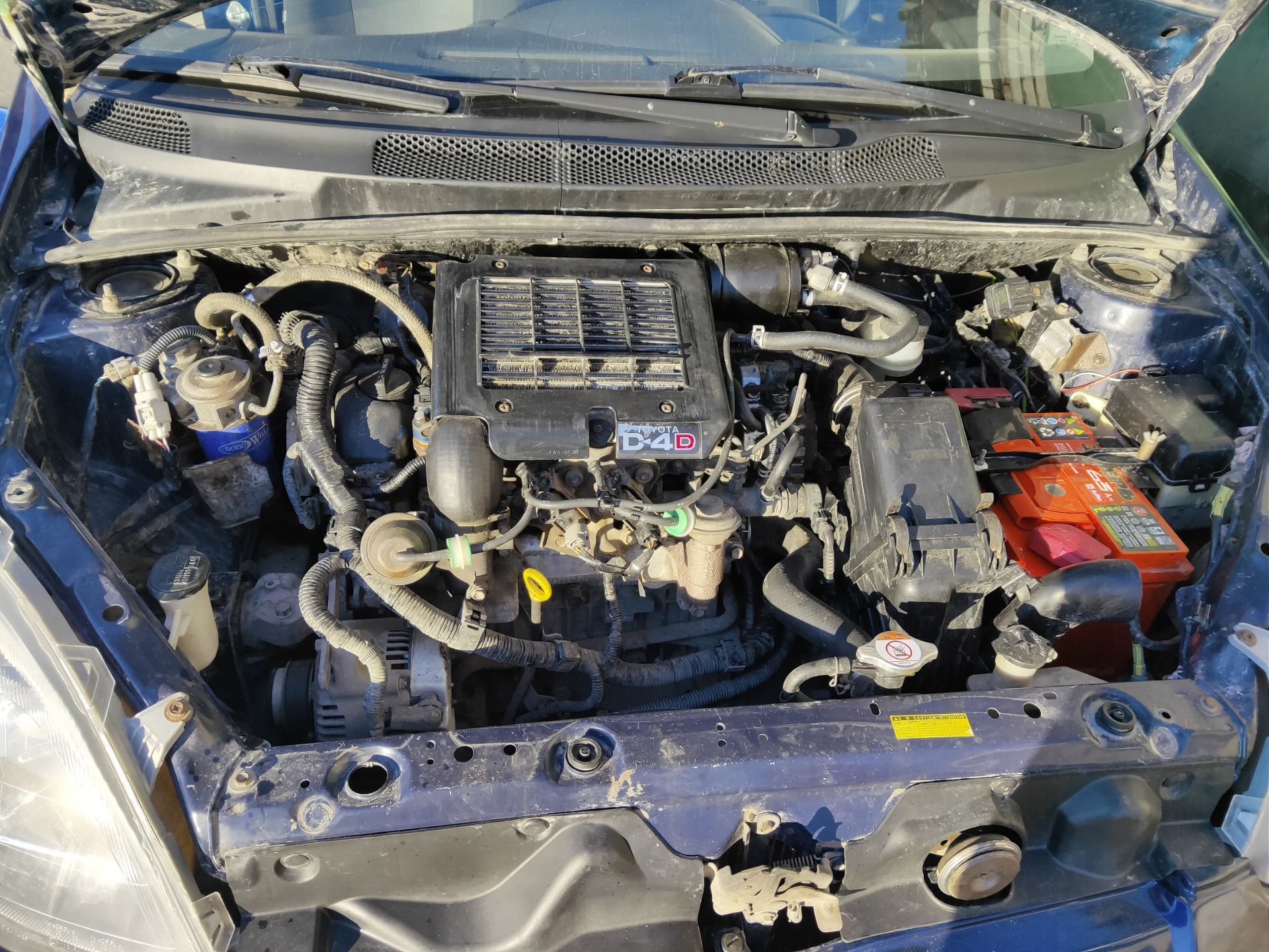 Замена масла в гидроусилителе руля — Toyota Yaris (p1), 1,4 л., 2002 ...