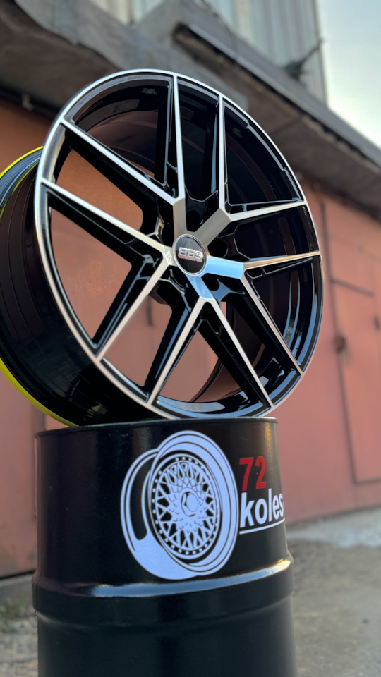 Литые диски 8,5Jx19 ET35 5x100 на Subaru Forester (SJ), Subaru Forester ...