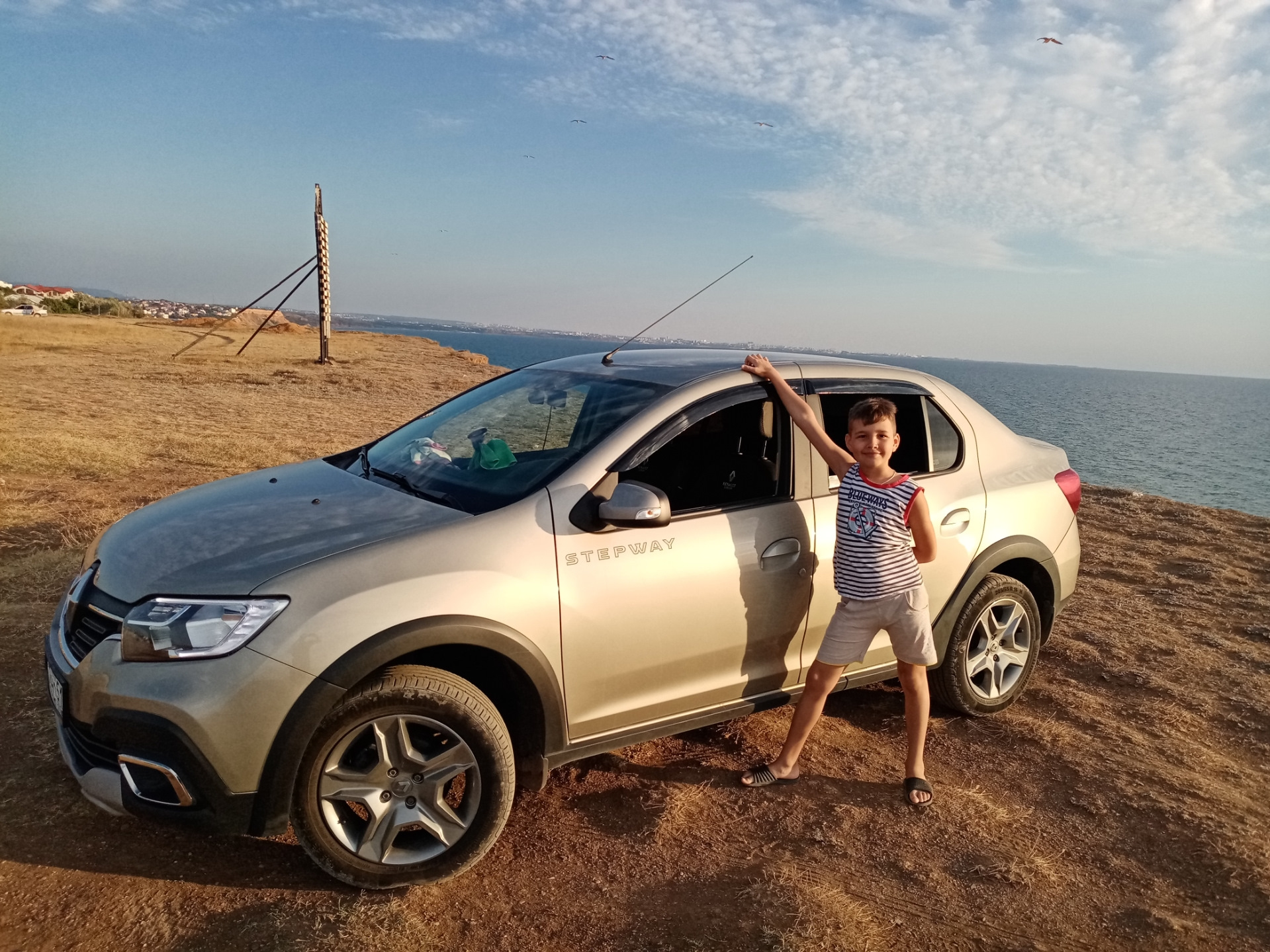 Renault Logan Stepway Р±РµР»С‹Р№