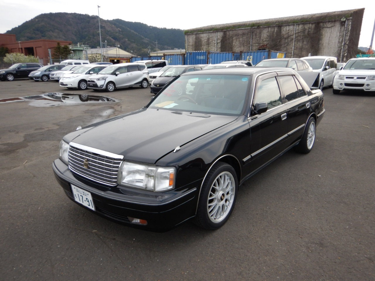 Toyota Crown Royal Saloon VIP