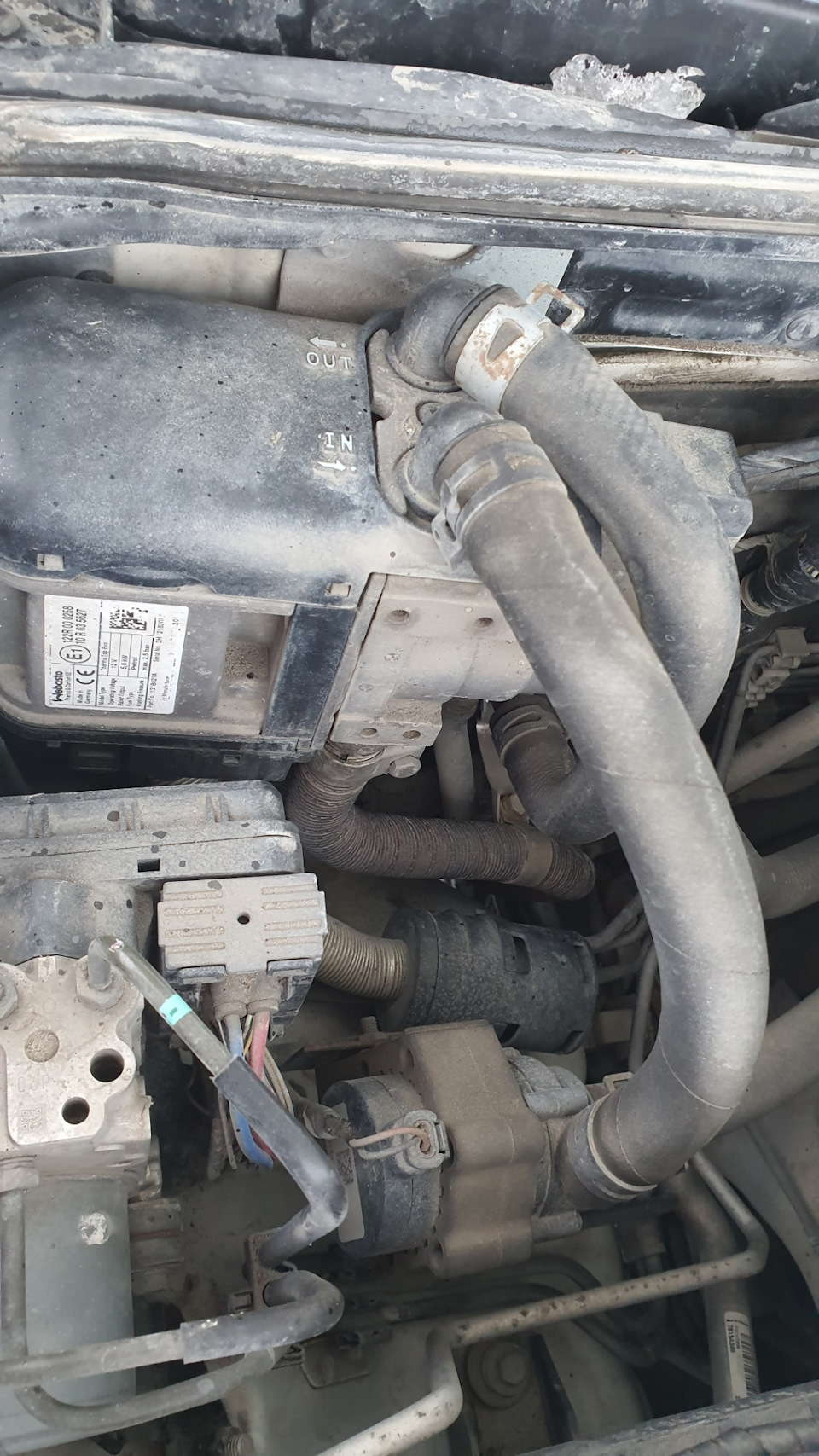 Выдавливает антифриз из вэбасты — Mitsubishi Pajero Sport (2G), 3 л ...