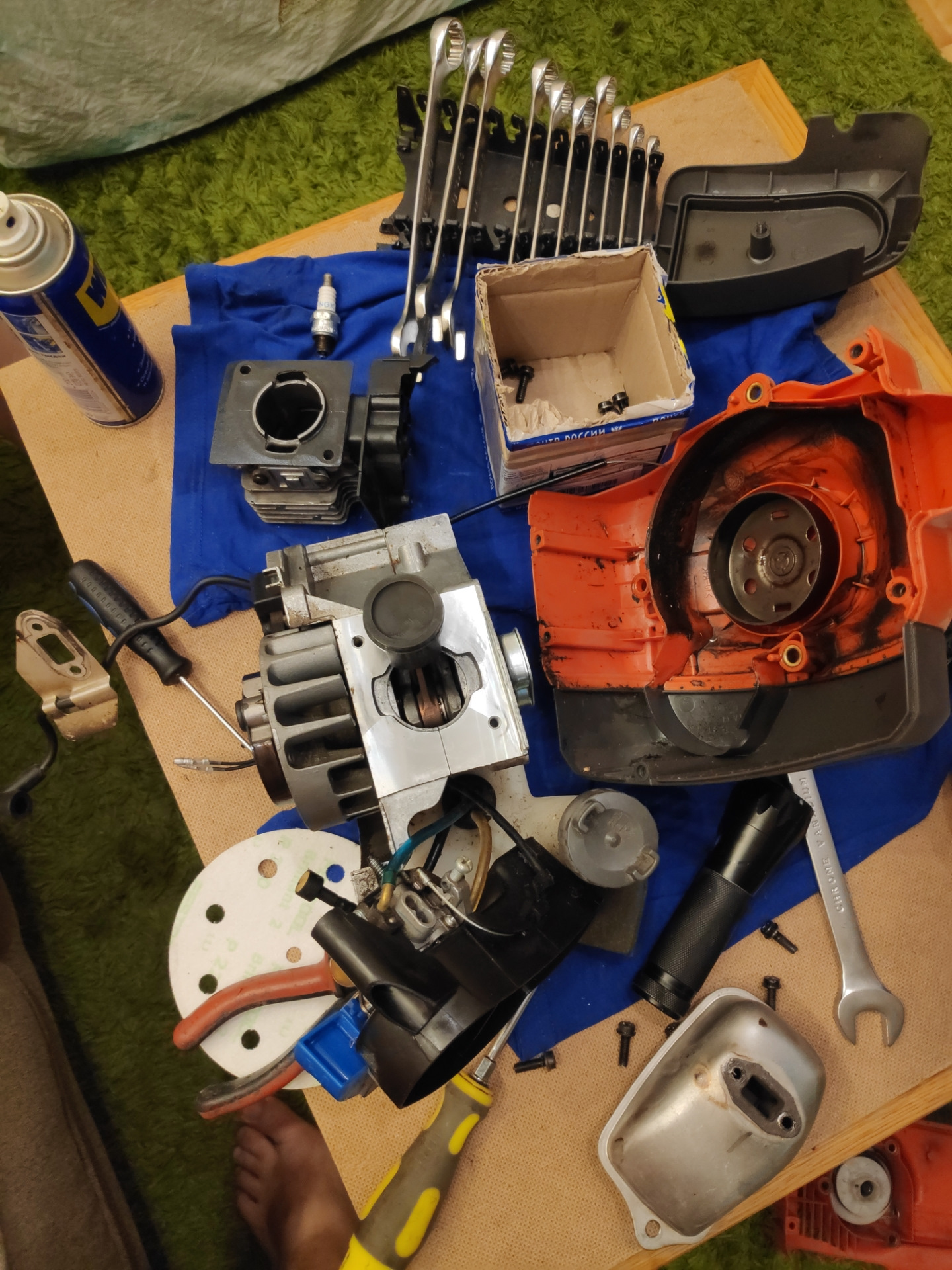 Хускварна замена поршневой. Поршень кольца Husqvarna 122c. Husqvarna 122c стартер. Триммер Husqvarna мт21 запчасти электроинструмента. Husqvarna 122c сцепления.