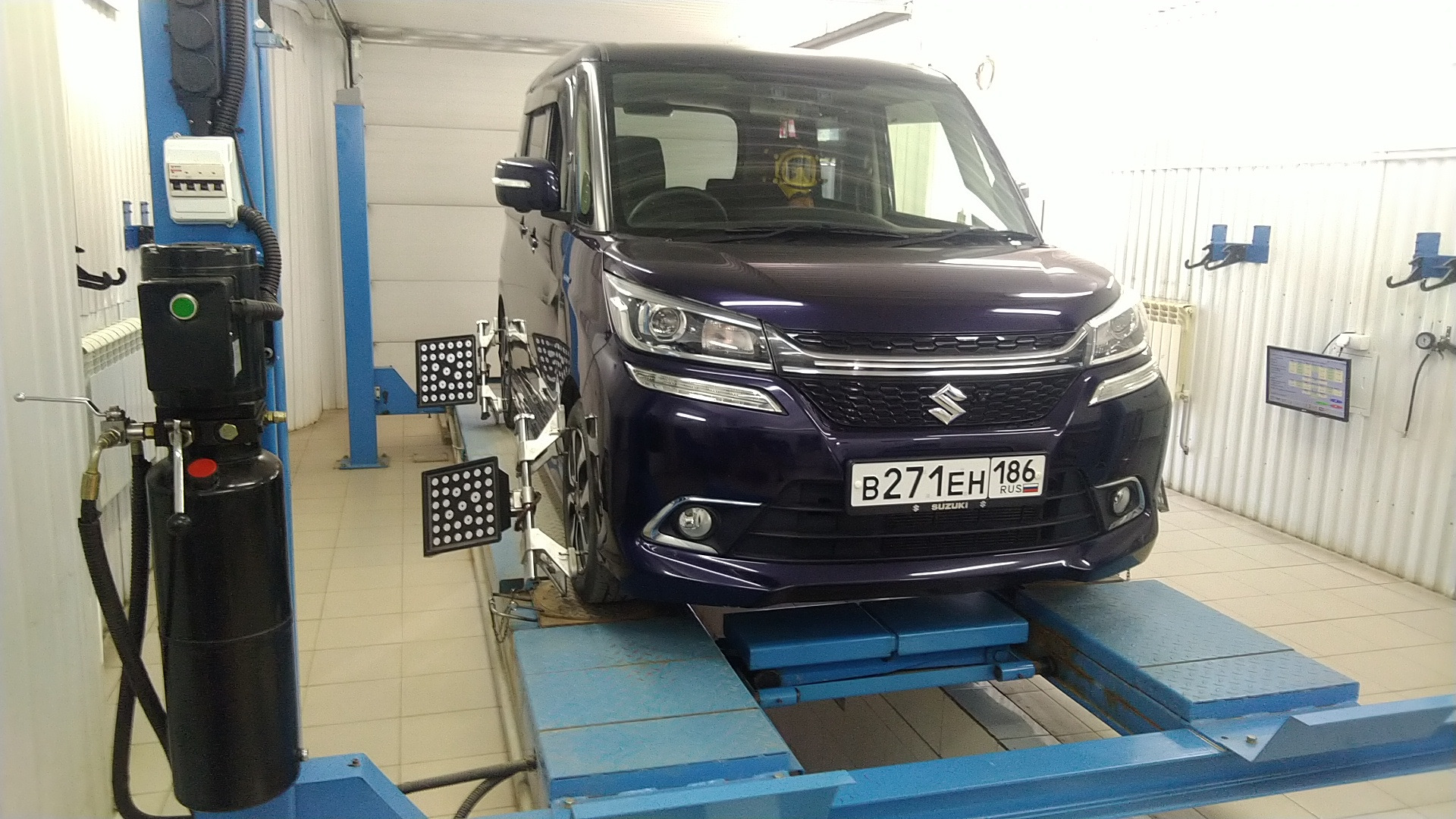 Suzuki Solio (3G) 1.2 бензиновый 2015 | 4WD, мягкий гибрид на DRIVE2