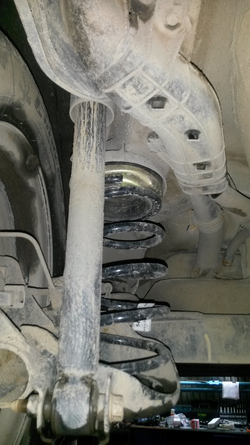 Проставки под пружины. — KIA Rio (2G), 1,4 л, 2010 года | своими руками ...