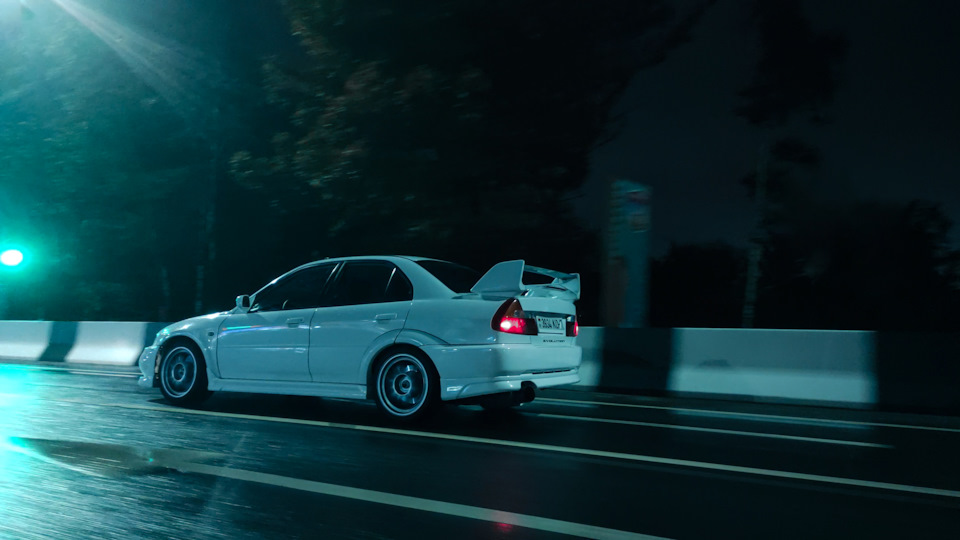 Mitsubishi lancer evolution