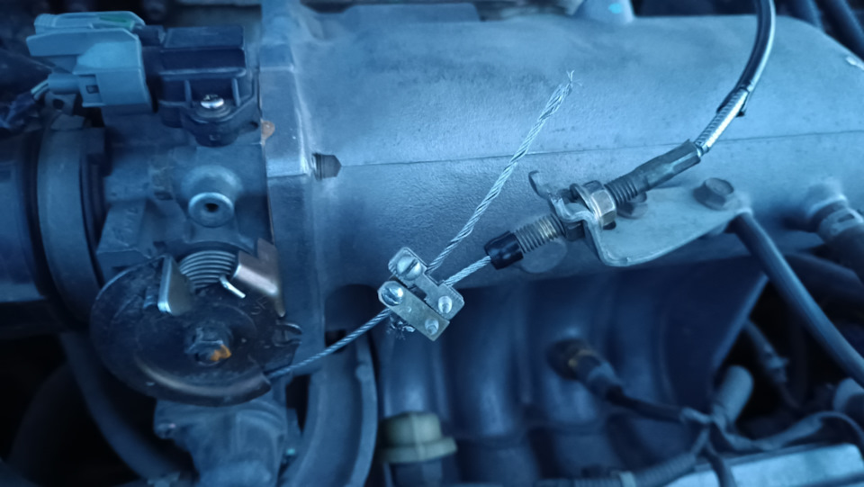 Порвался трос акселератора — Honda CR-V (RD1, RD2), 2 л, 1998 года ...