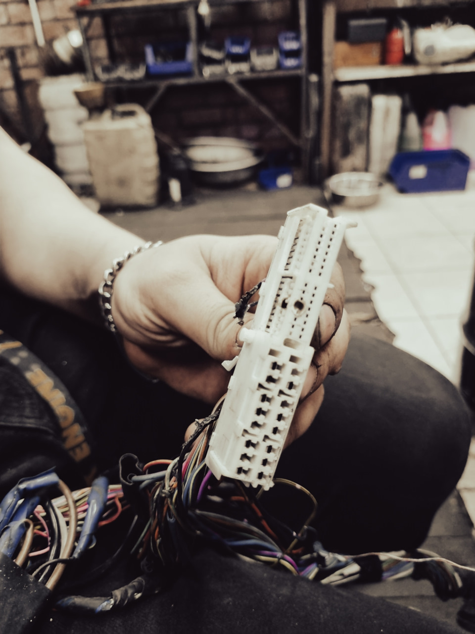 Восстановление проводки и детейлиг салона. — Nissan Skyline (R33), 2,5 ...