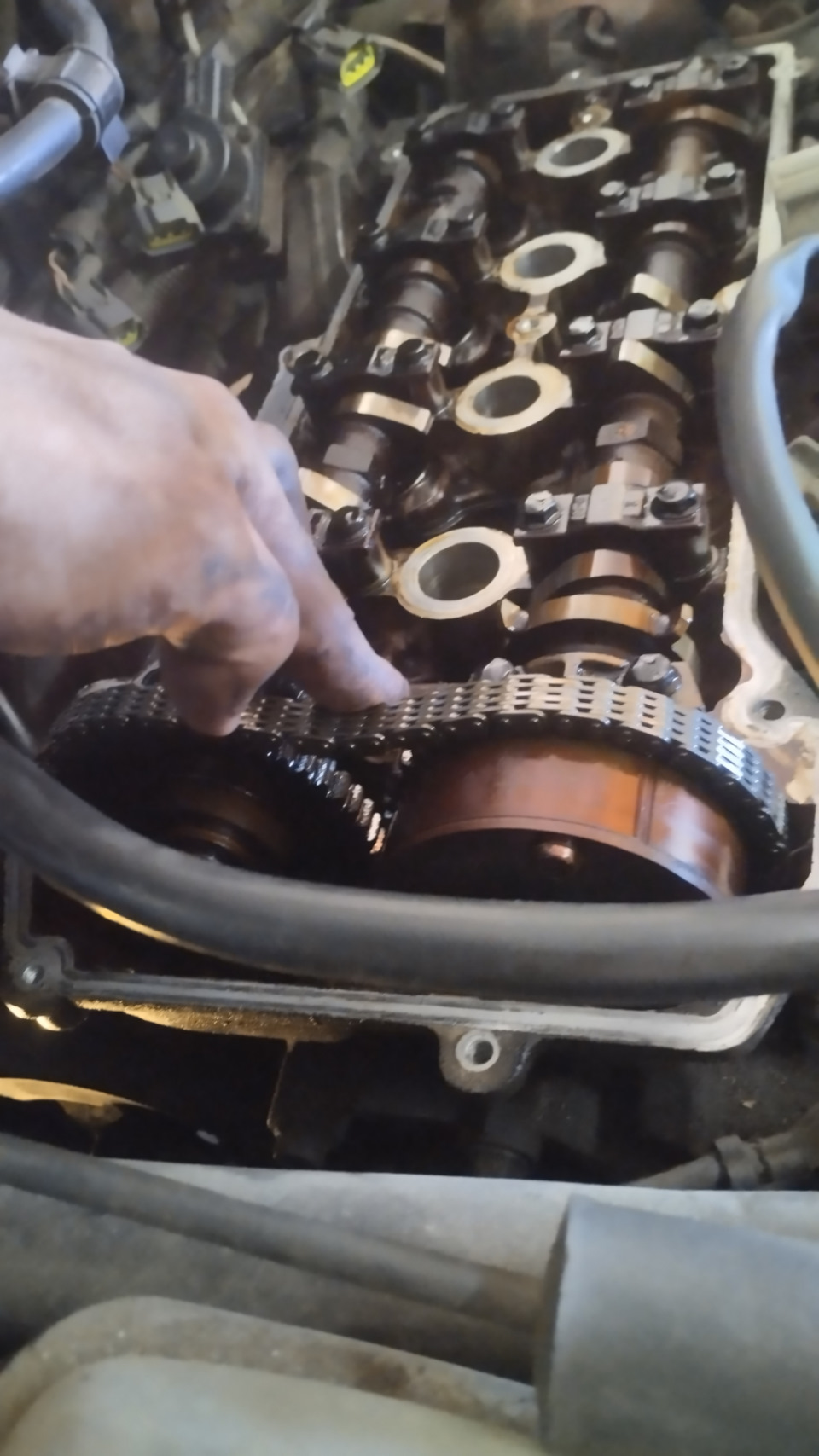 Ребята что делать? Решил поменять прокладку клапанной крышки. — Mazda 3 ...