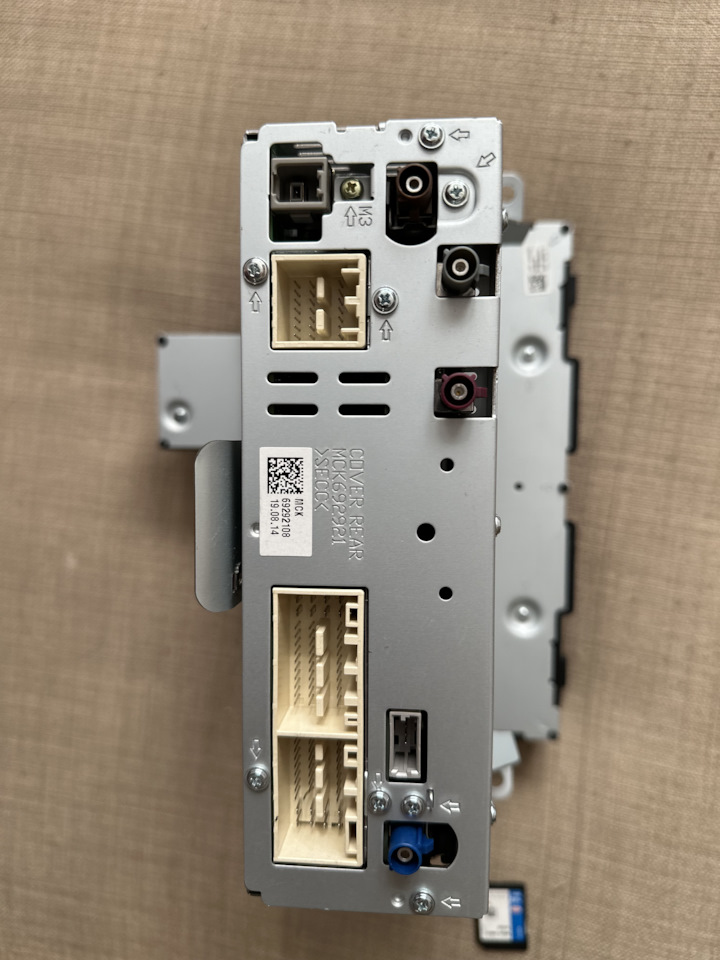 Штатное головное устройство на KIA Sportage (4G). Б/у | 13 000 ₽ в ...