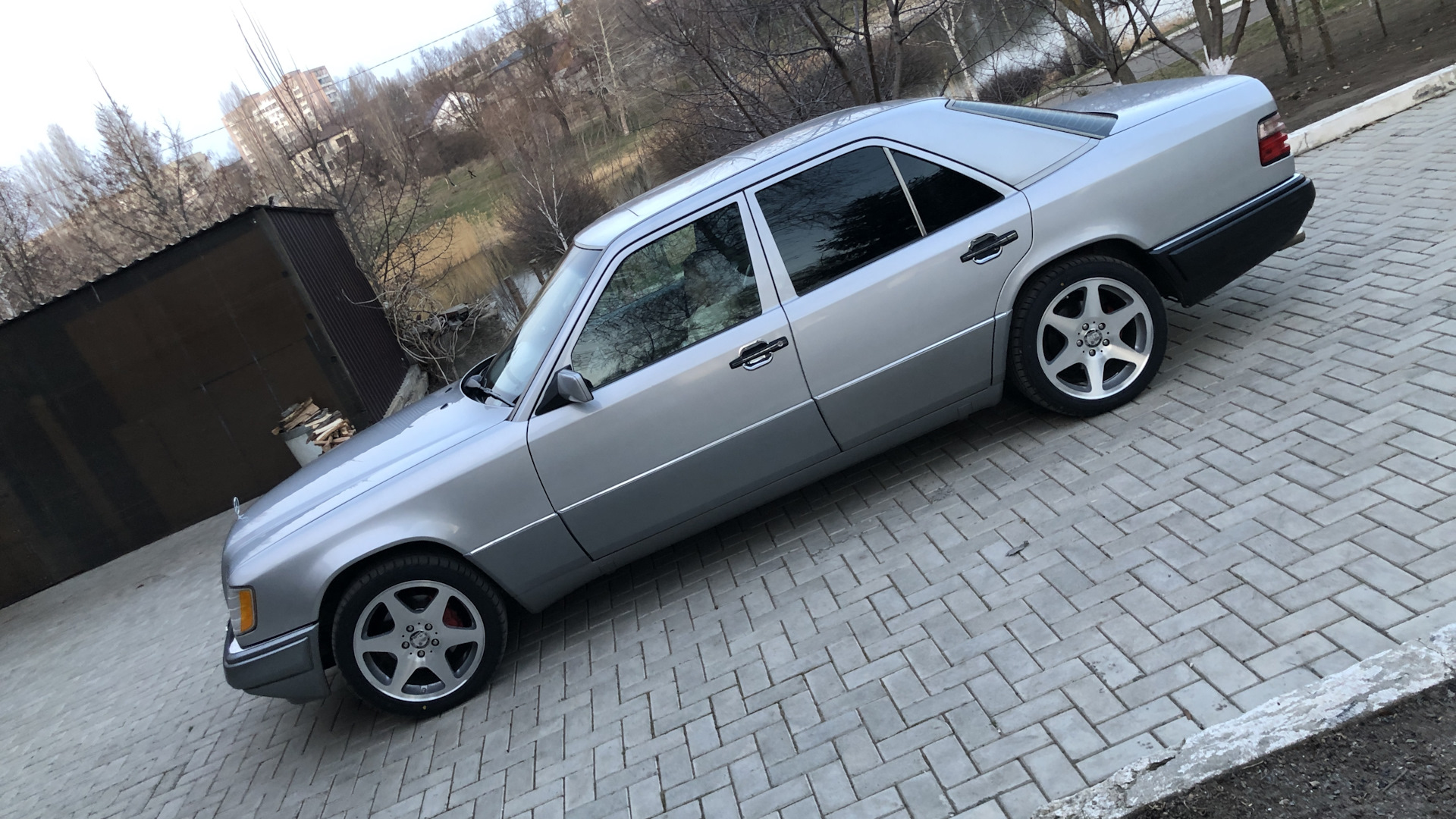 Mercedes-Benz E-class (W124) 3.2 бензиновый 1995 | 👑 КНЯЗЬ мира сего AMG  на DRIVE2