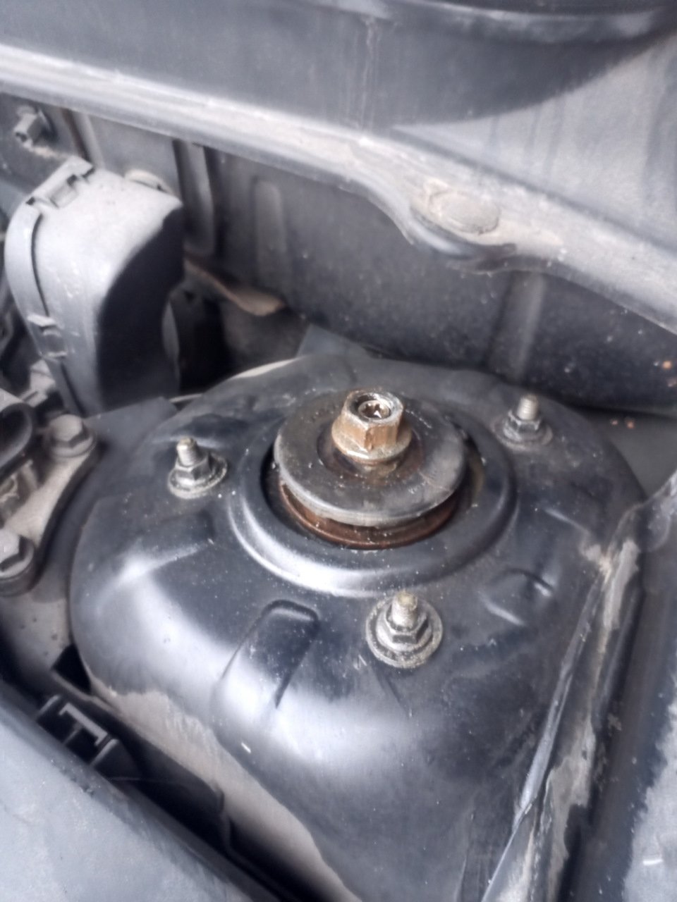 Опорный Подшипник — Volvo XC90 (1G), 2,4 л, 2004 года | своими руками ...
