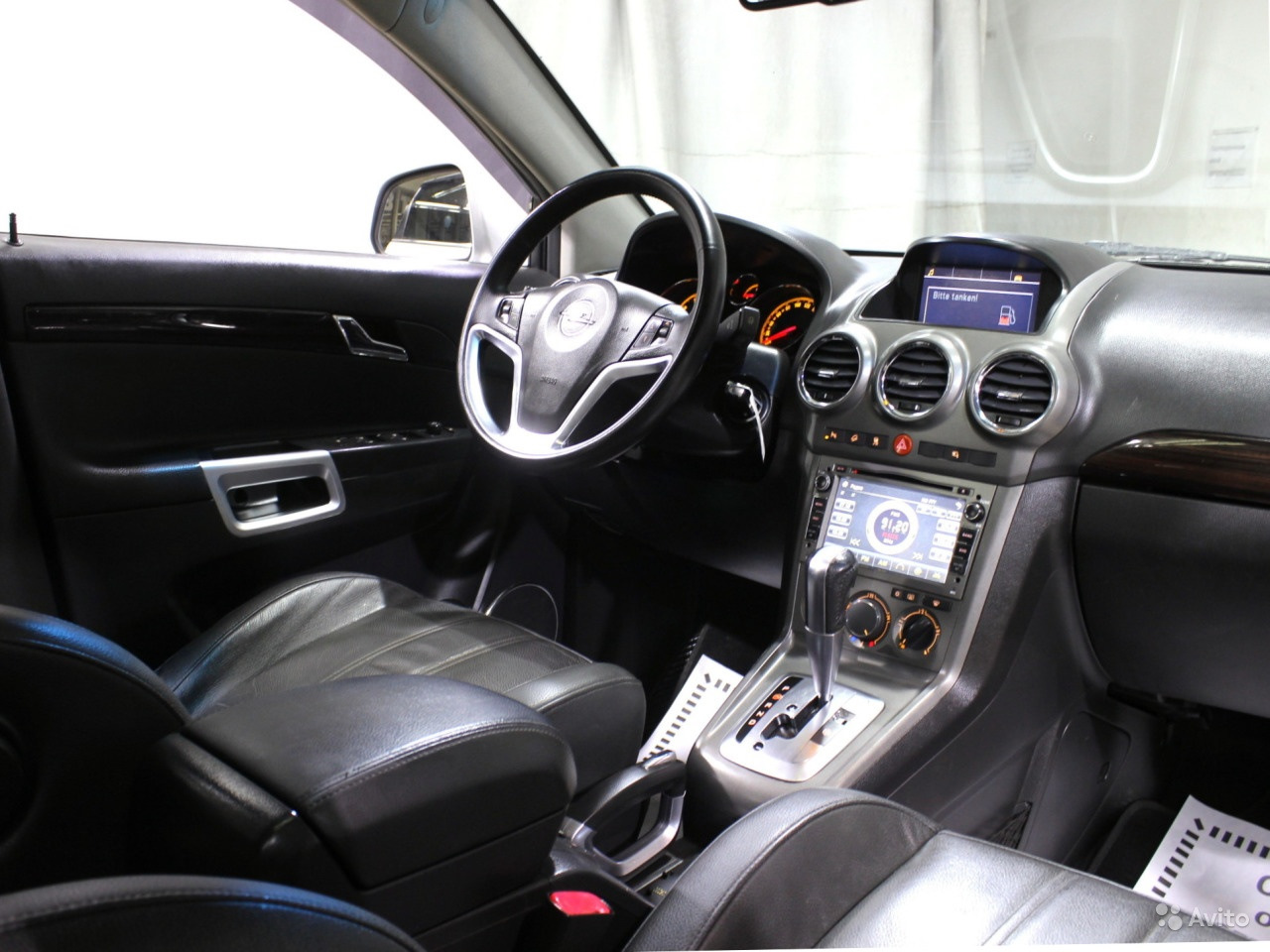 Opel Antara 2.4 салон