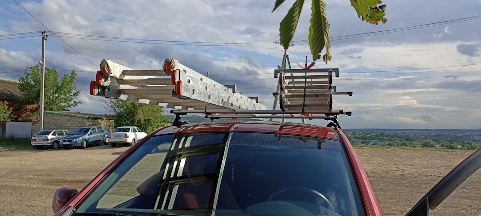 Транспортировка лестниц на дугах — SsangYong Actyon Sports (1G), 2 л ...