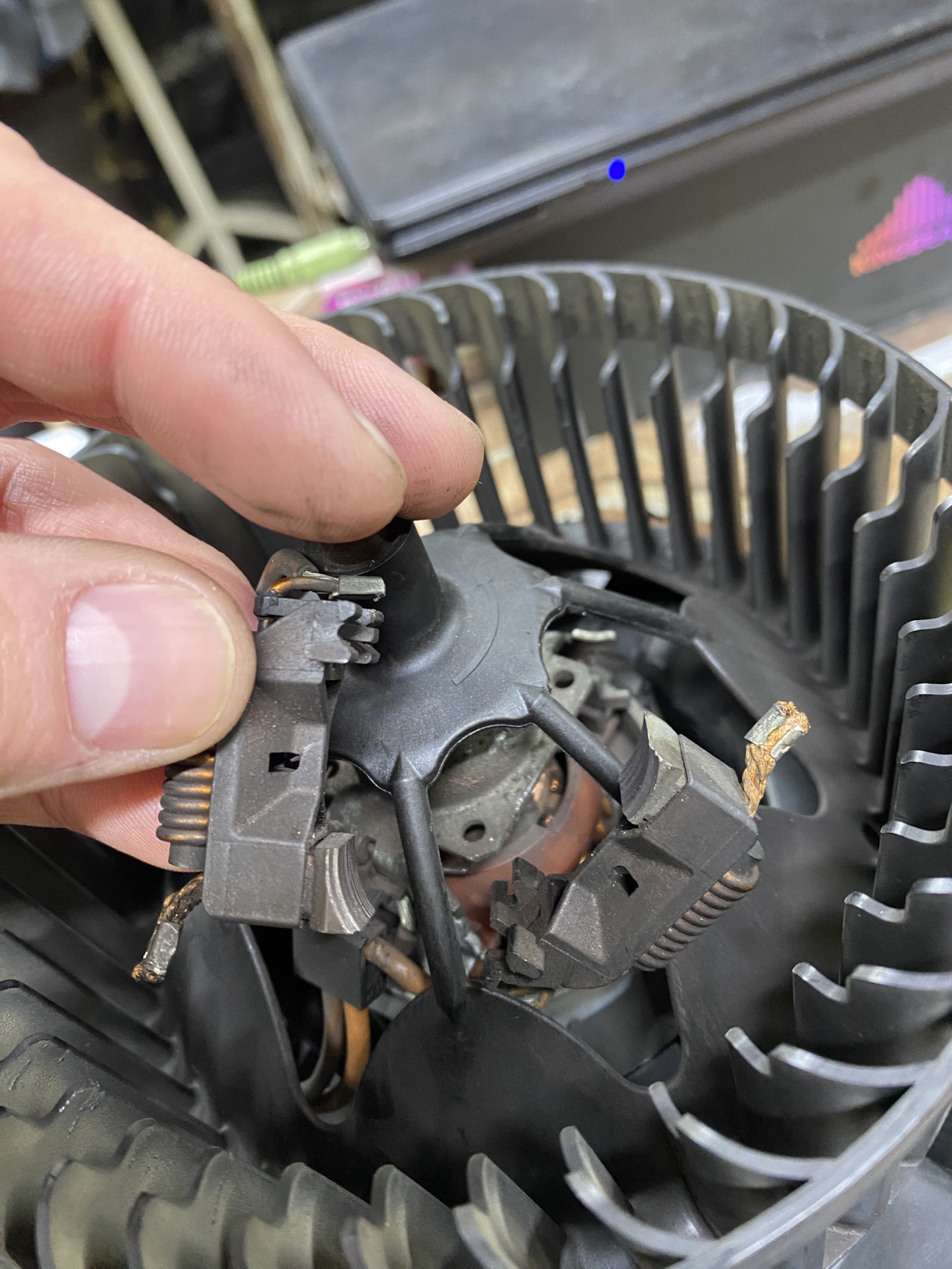 Щетки Моторчика Печки Октавия А7 Купить