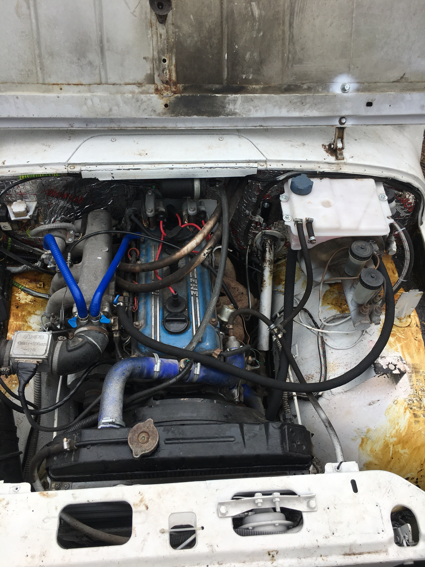 #Правильный бачок расширителя — УАЗ 469, 2,3 л., 1980 года | тюнинг ...