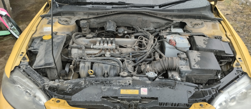 Замена генератора — Mazda Atenza (1G), 2 л, 2002 года | поломка | DRIVE2