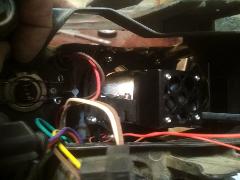 красный и черный провод как подключить