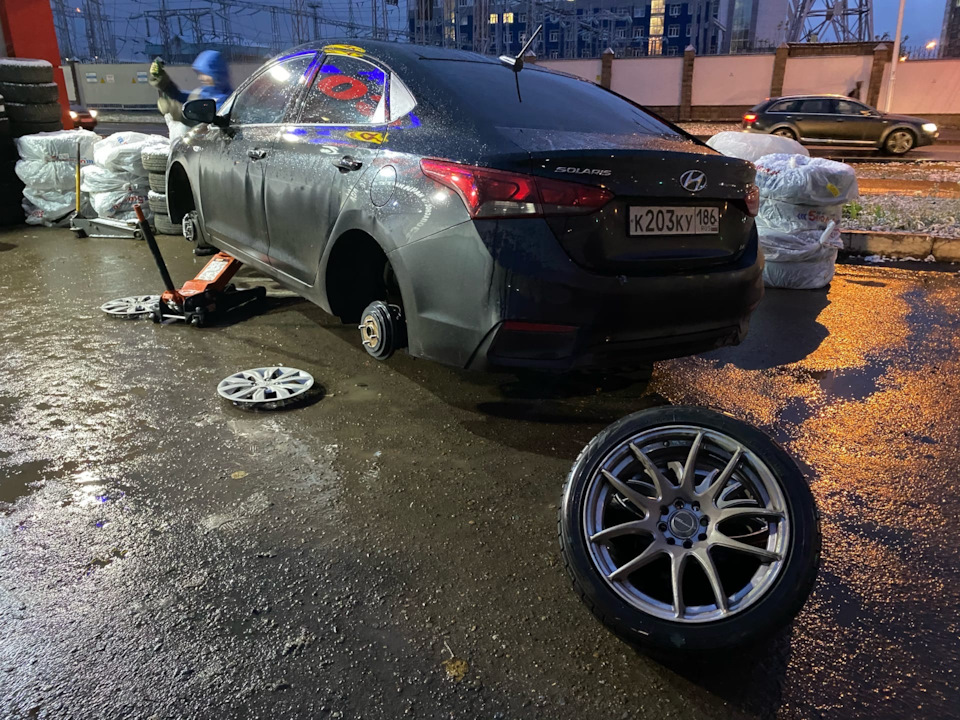 Зимой на R17 — Hyundai Solaris (2G), 1,6 л, 2019 года | колёсные диски ...