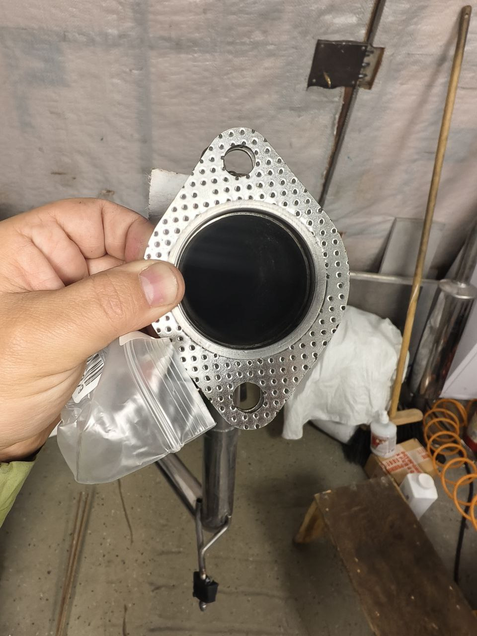 прокладка от корейца — Toyota bB (2G)