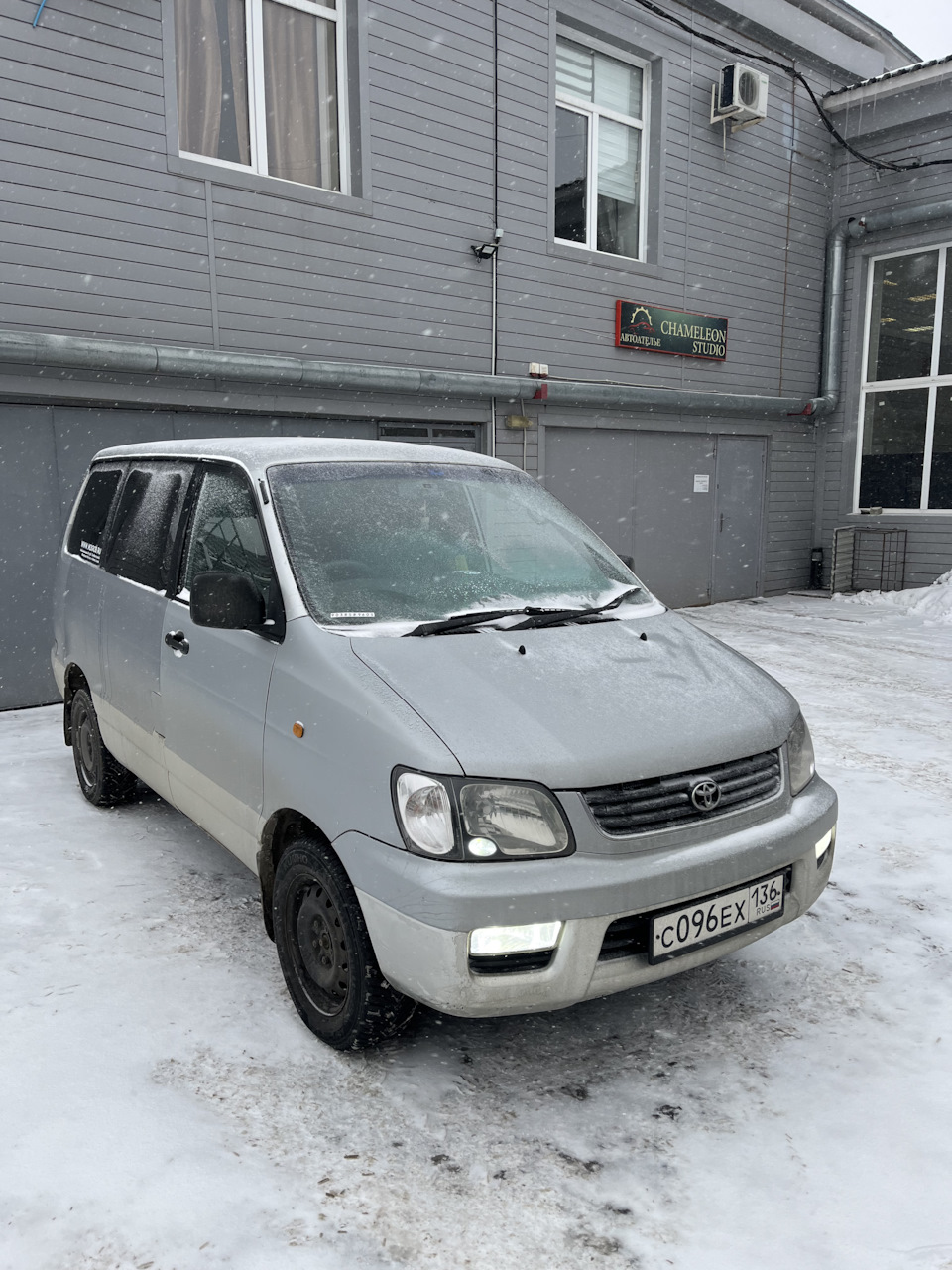 Осень. Колхоз энтертейнмент))) — Toyota Lite Ace Noah, 2 л, 2000 года | своими руками | DRIVE2