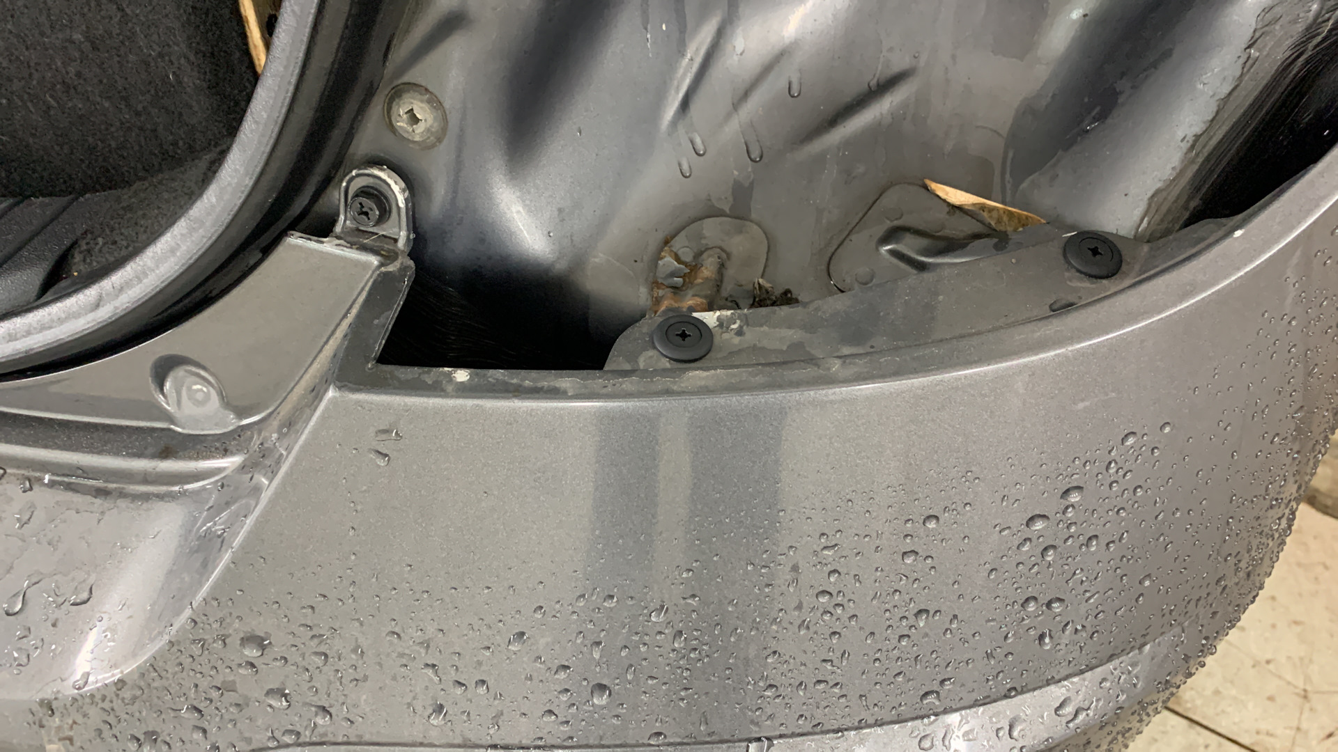 Крепление бампера, замена поводков — Hyundai i30 (1G), 1,6 л, 2011 года ...