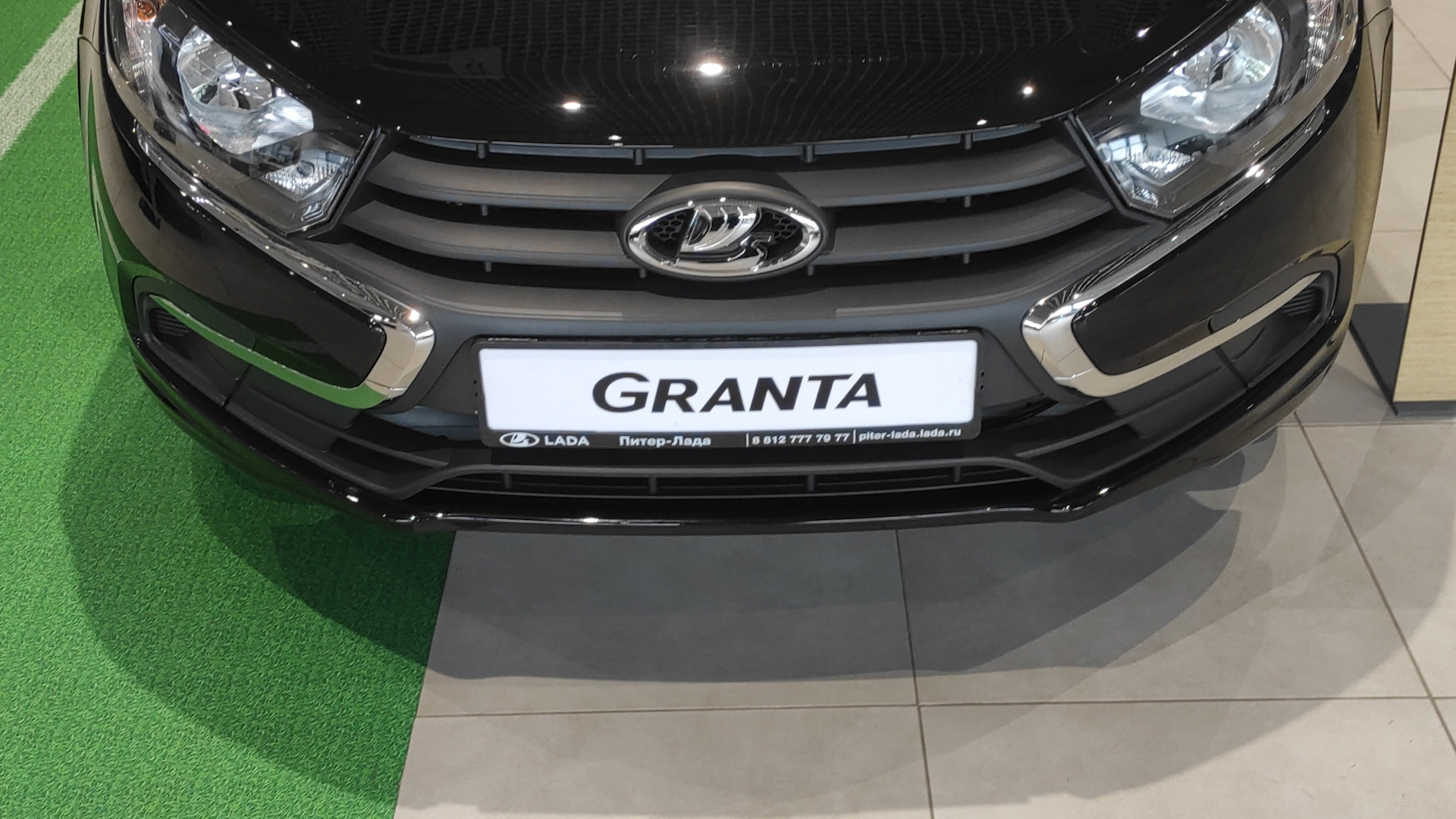 Lada Гранта (2G) FL 1.6 бензиновый 2023 | Чёрная на DRIVE2